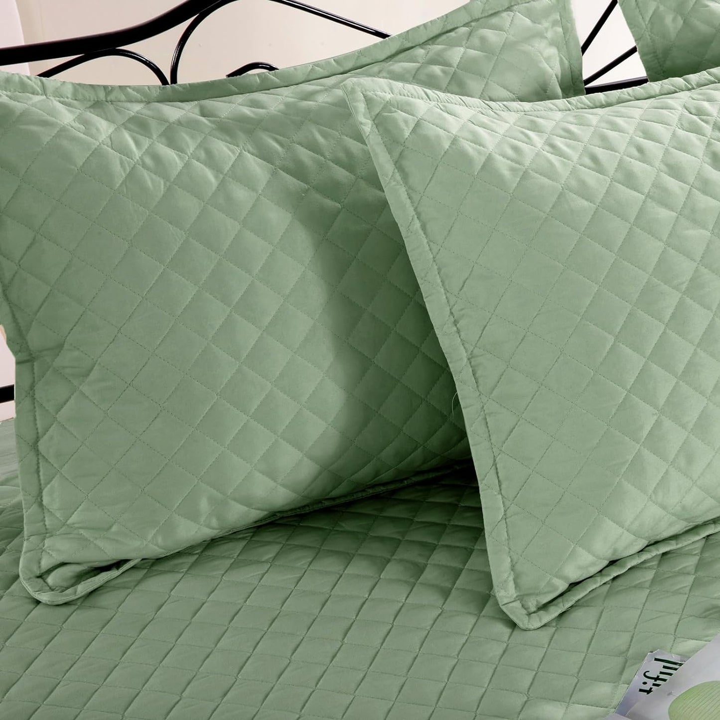 HOMBYS Daybed Sets- Diamond Stitching Daybed Bedding Set, All Season Cozy Bedding with Bedskirt with Shams Twin Size, 75"x39" 5 Piece,100% Microfiber (Sage Green, 75"x39")