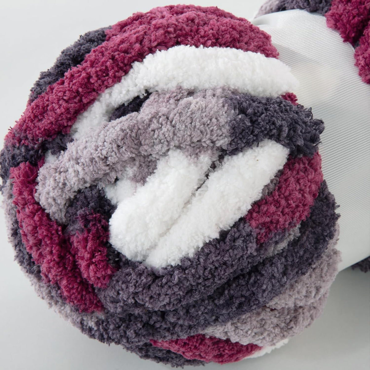 Hombys B0CPLY63PR chunky chenille yarn - image 9