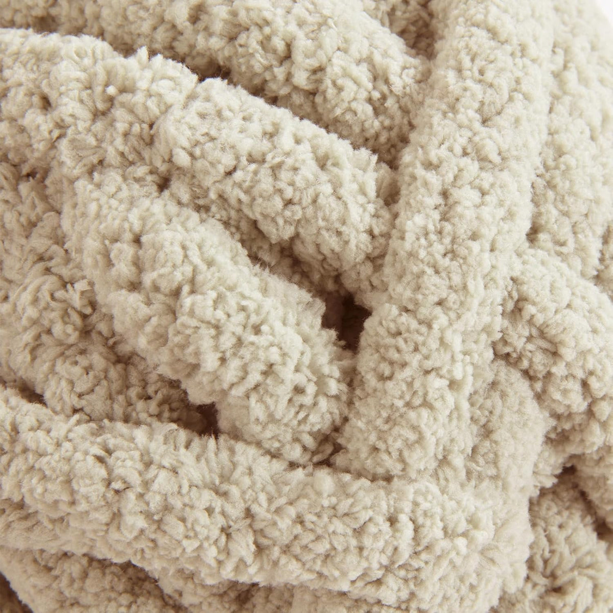 Hombys Khaki chunky chenille yarn image 7
