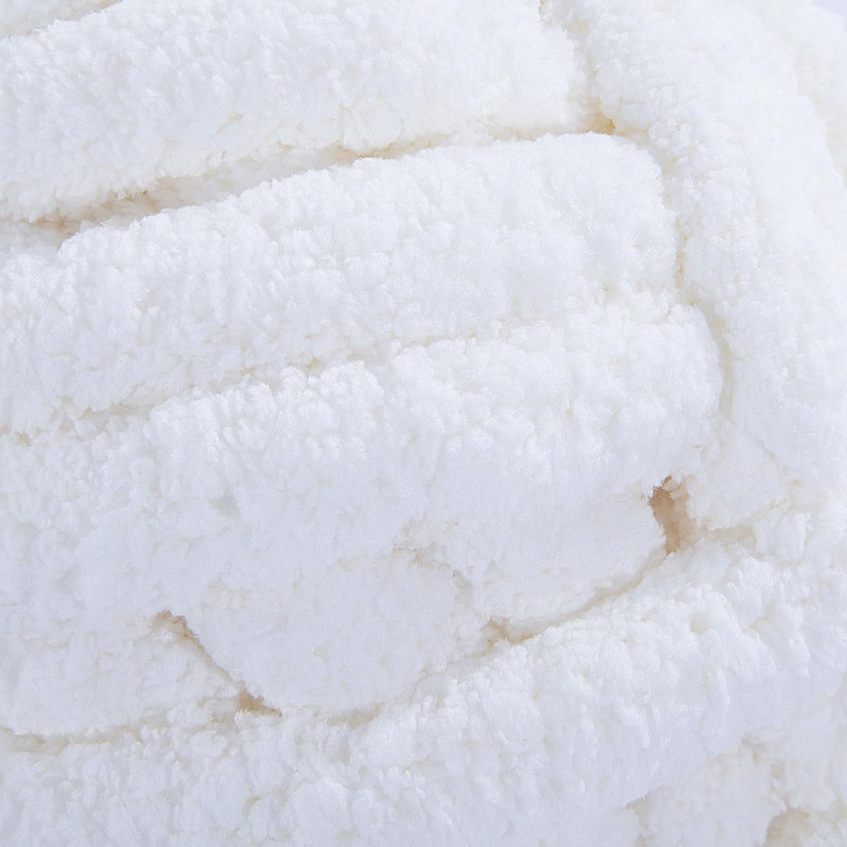Hombys Pure White chunky chenille yarn image 7