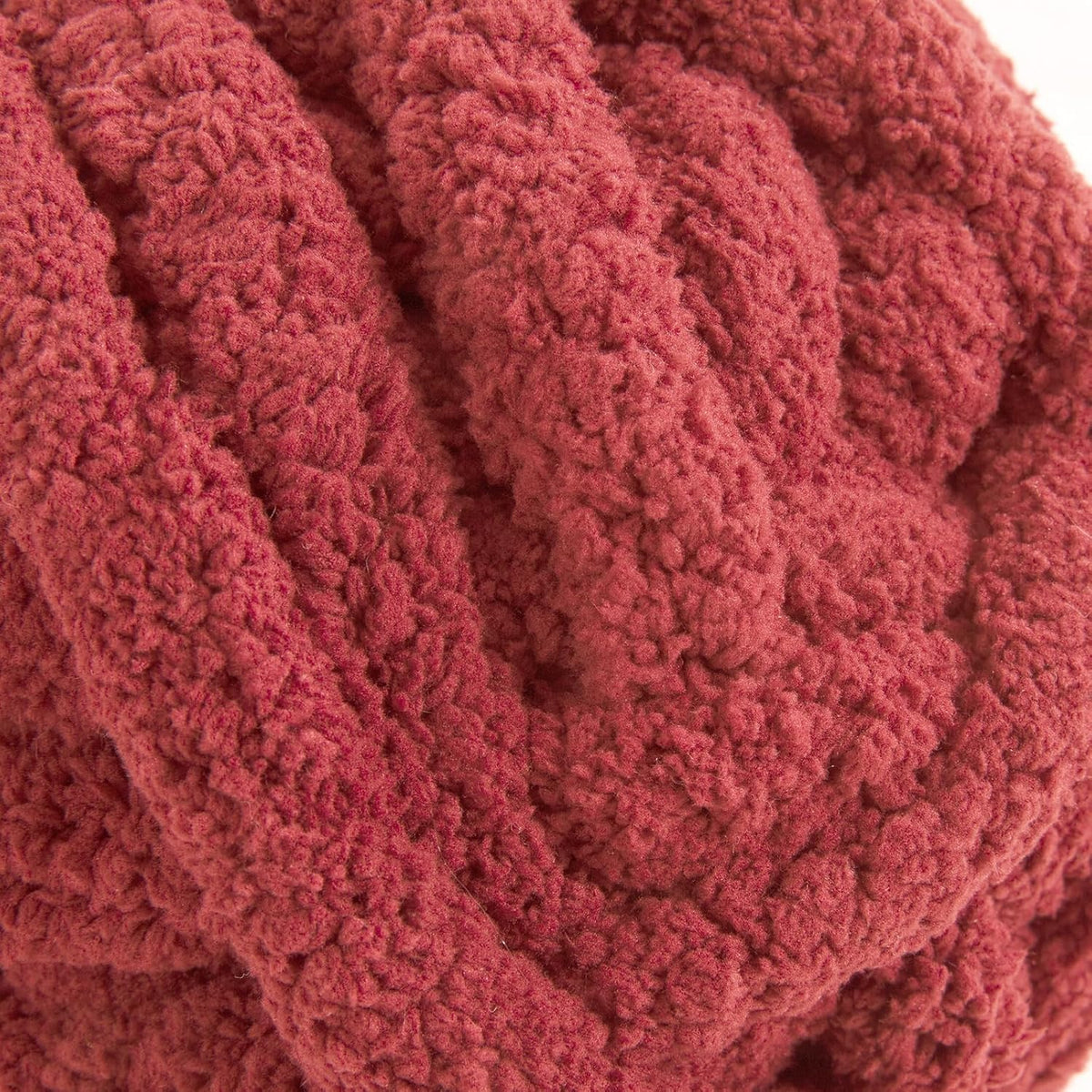 Hombys Red chunky chenille yarn image 7