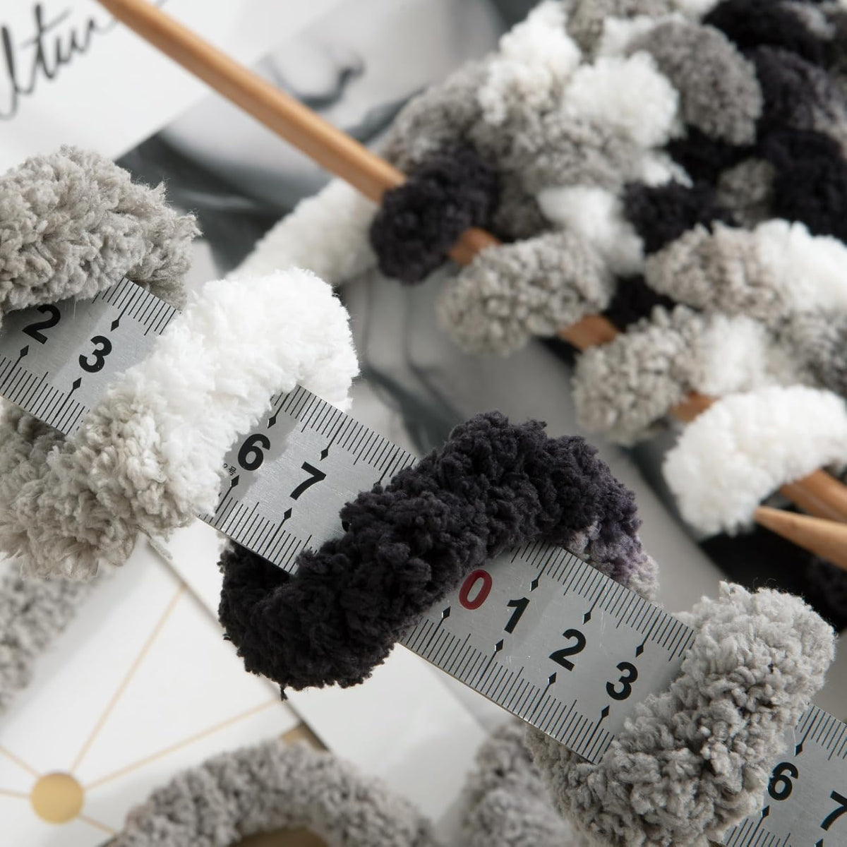 Hombys B0CJYB3281 chunky chenille yarn - image 3
