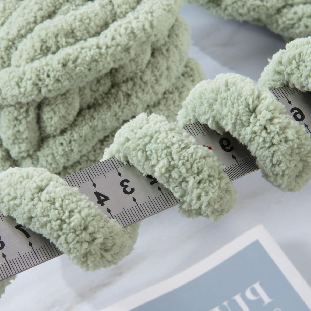 Hombys B0CLGRLM9G chunky chenille yarn - image 3