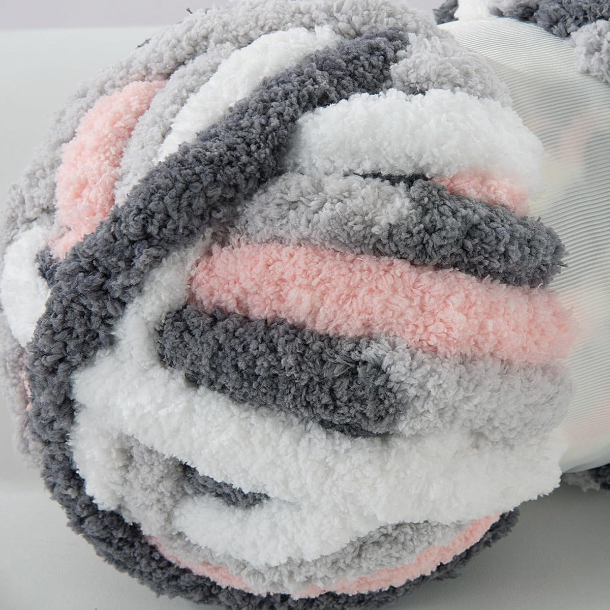 Hombys B0CPLXCTGG chunky chenille yarn - image 9