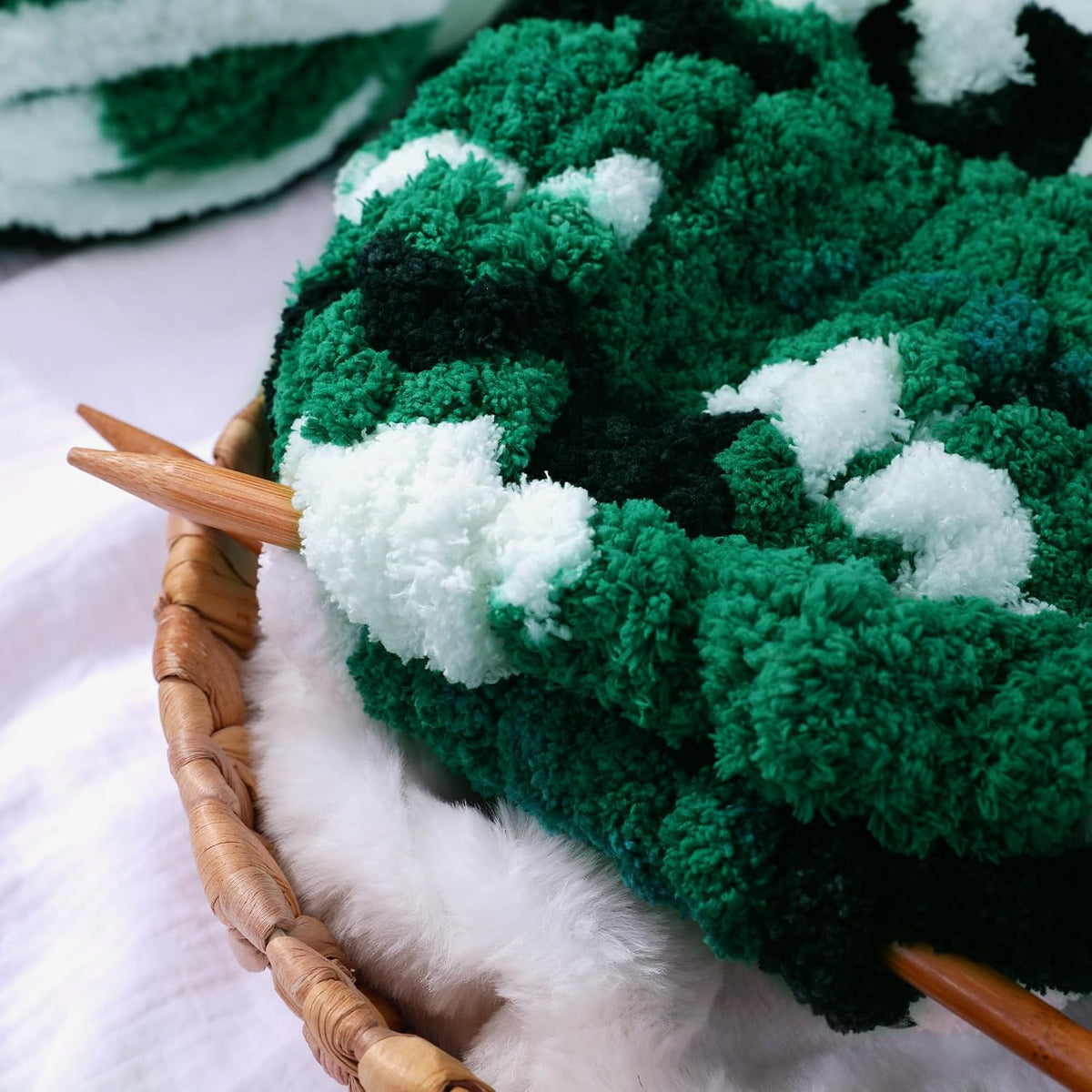 Hombys B0CVXGMKXN chunky chenille yarn - image 6