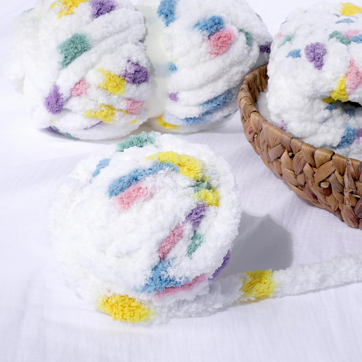 HOMBYS mixed chunky chenille yarn product image
