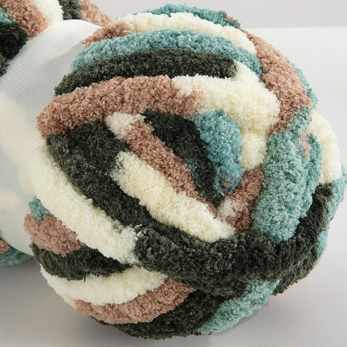 HOMBYS mixed chunky chenille yarn product image
