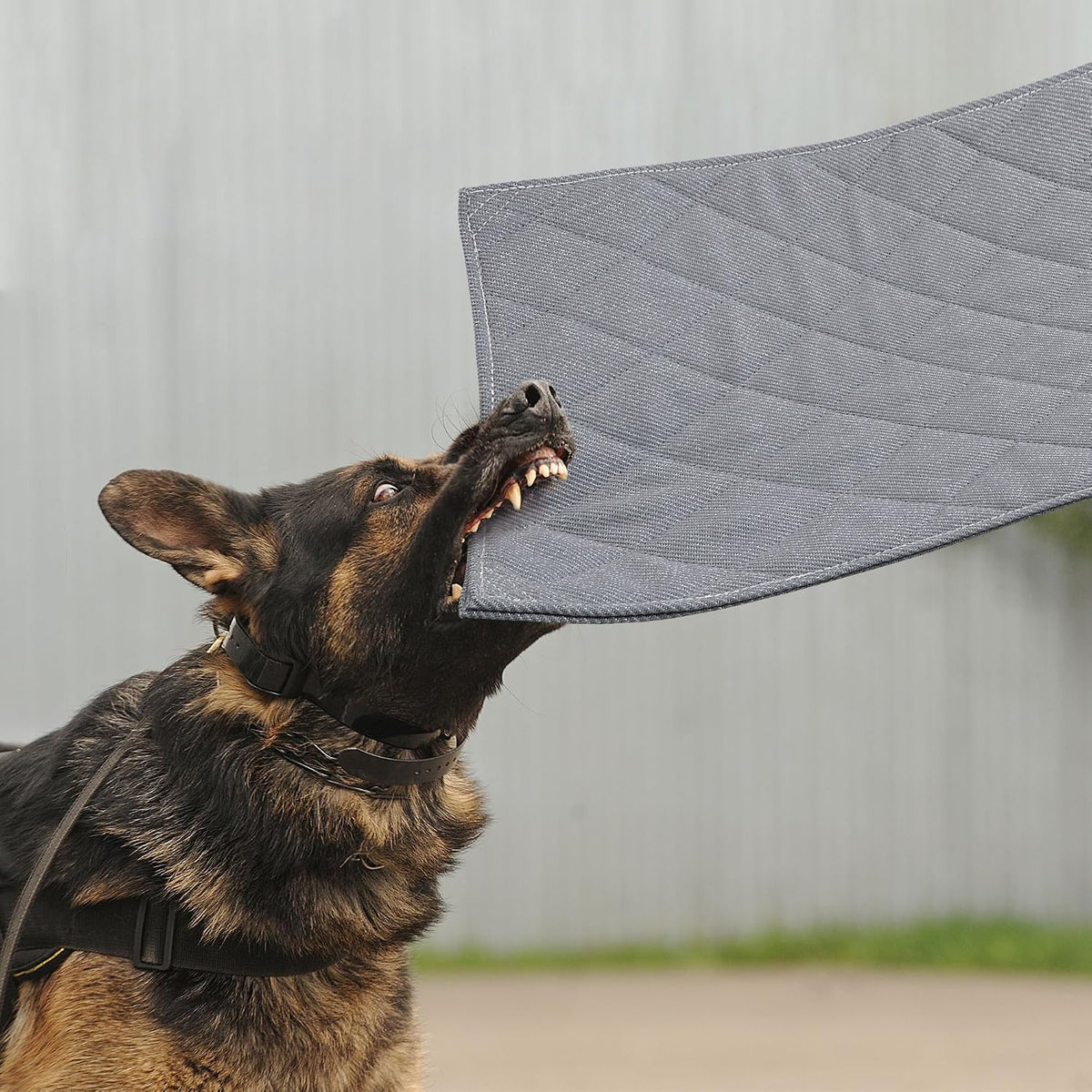 Hombys grey quilted dog crate pad