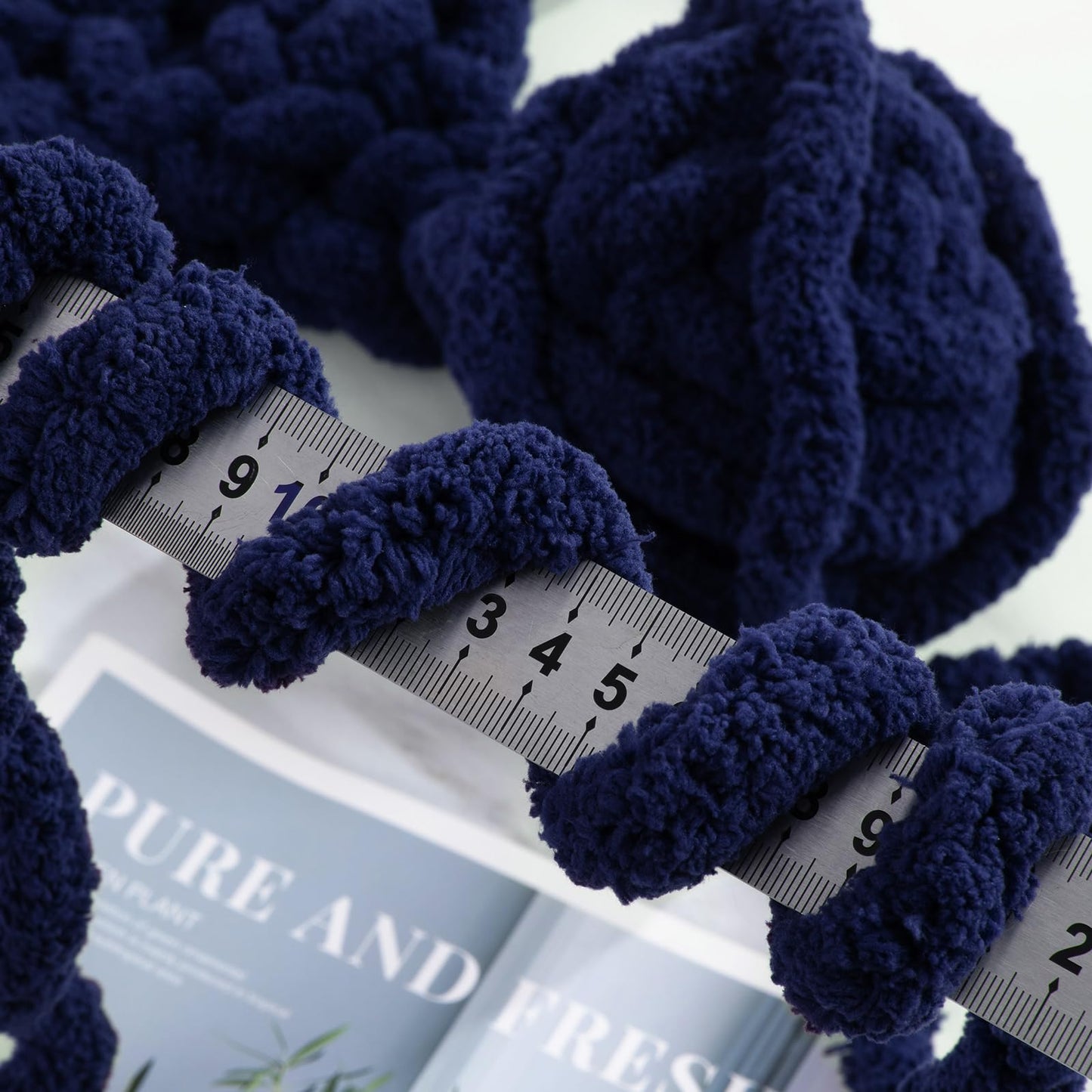 HOMBYS 4 Cream+ 4 Navy Blue Chunky Chenille Yarn, 8 Skeins, 27 yd / 8 oz Each