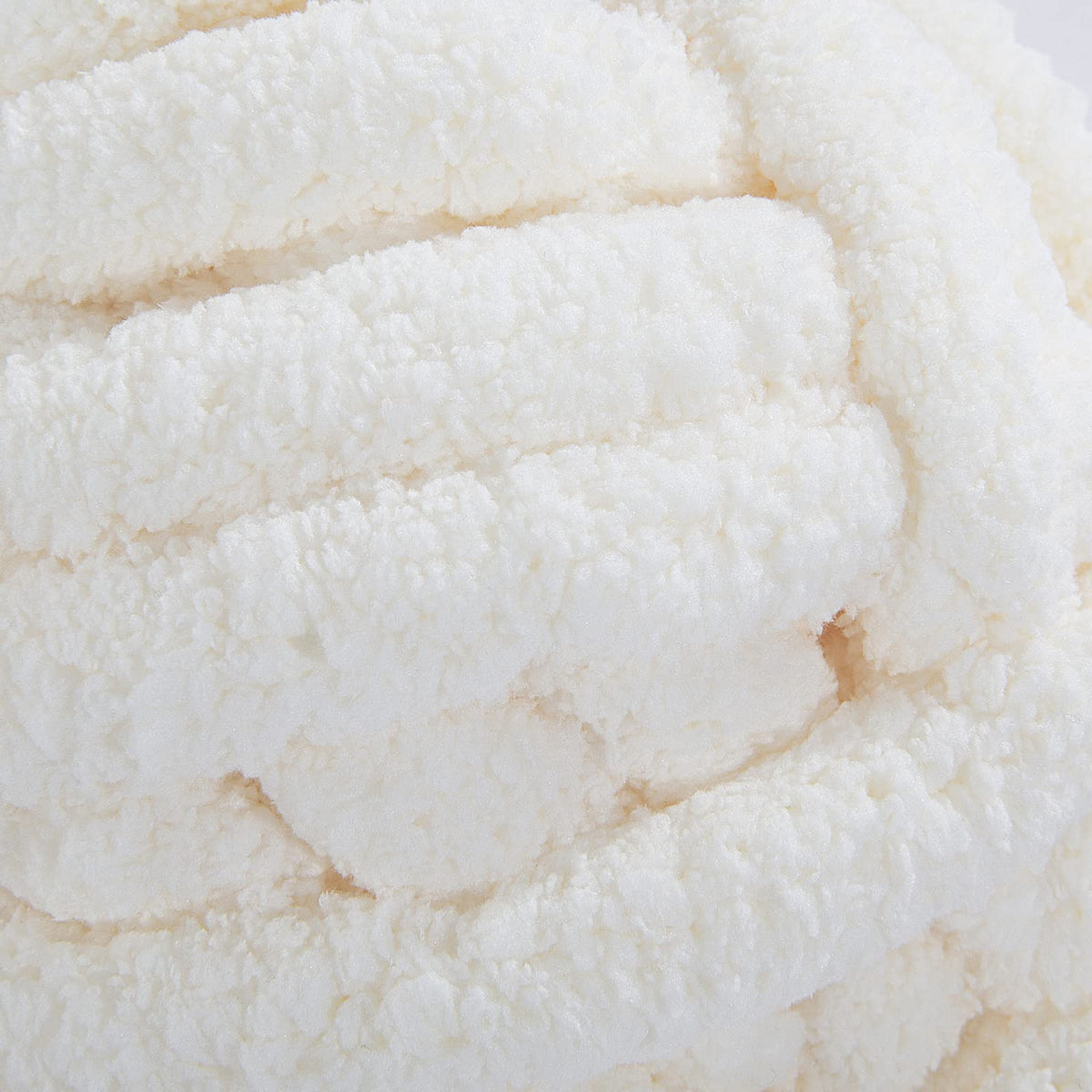 HOMBYS Cream Chunky Chenille Yarn, 8 Skeins, 27 yd / 8 oz Each