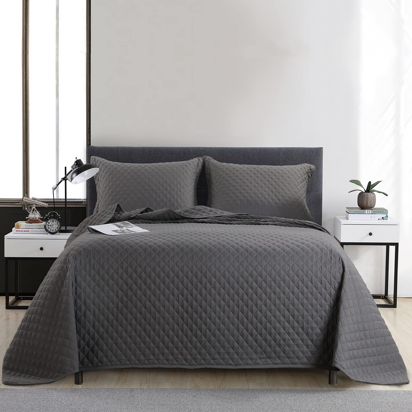 HOMBYS 3 Piece Oversized King Quilt Set Bedspread Reversible Lightweight Coverlet