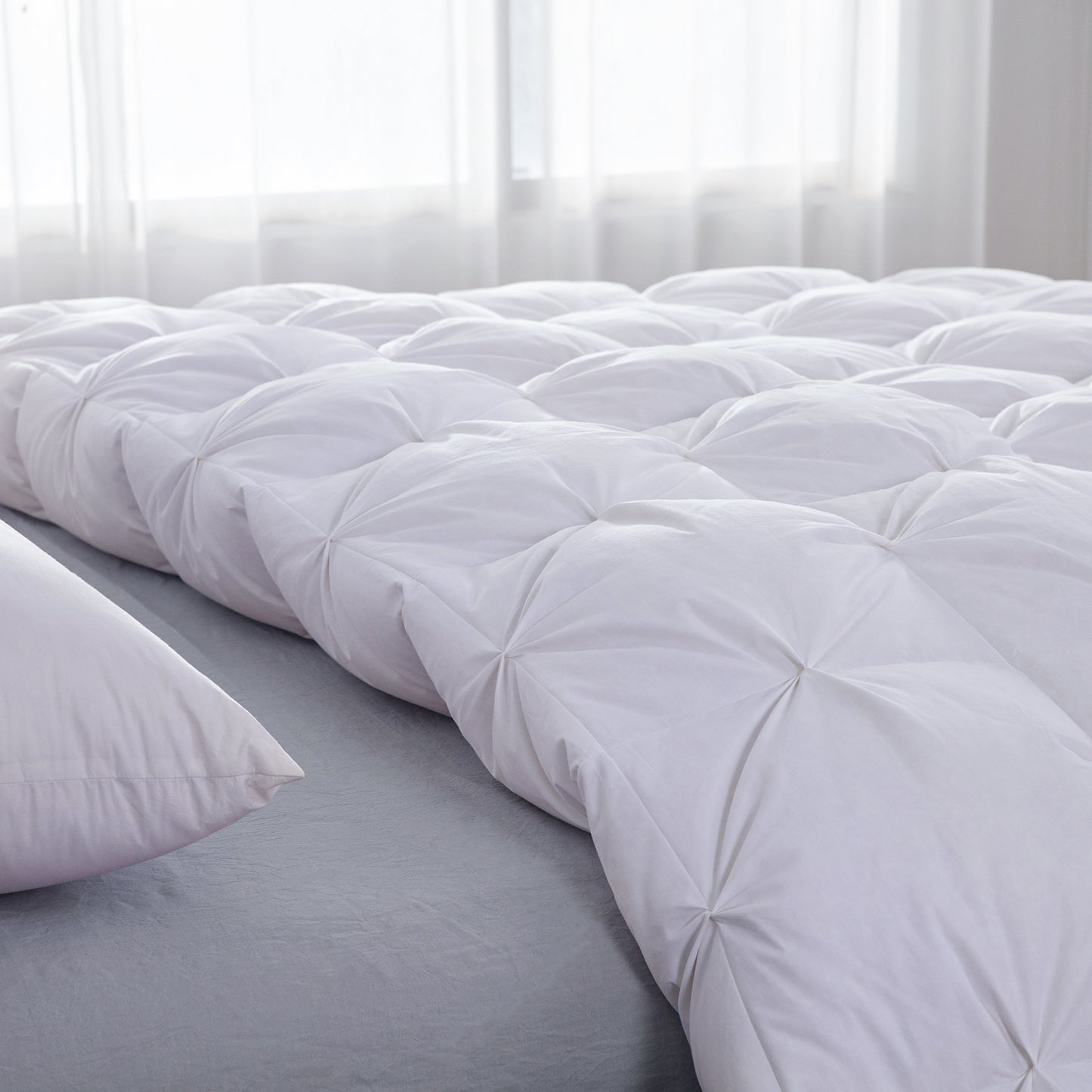 HOMBYS Oversized King Feather and Down Comforter, Pinch Pleat California King Duvet Insert